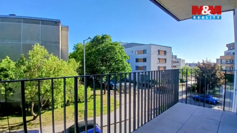 Pronájem bytu 2+kk, Praha - Hloubětín, Kardašovská, 39 m2
