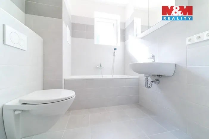 Pronájem bytu 2+kk, Plzeň - Bolevec, Žlutická, 48 m2