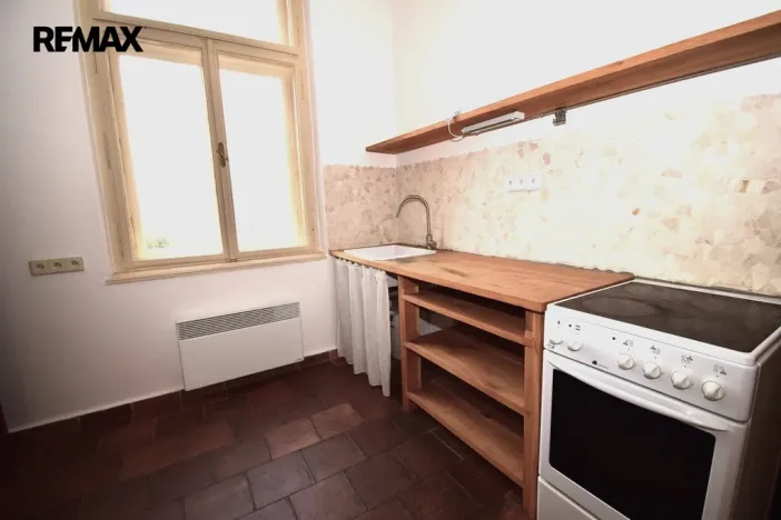 Pronájem bytu 1+kk, Písek, Chelčického, 66 m2
