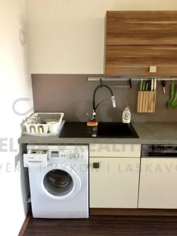 Pronájem bytu 3+1, Praha - Bohnice, Lindavská, 74 m2