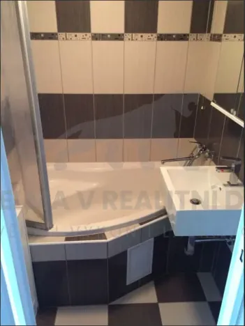 Pronájem bytu 3+1, Praha - Bohnice, Lindavská, 74 m2