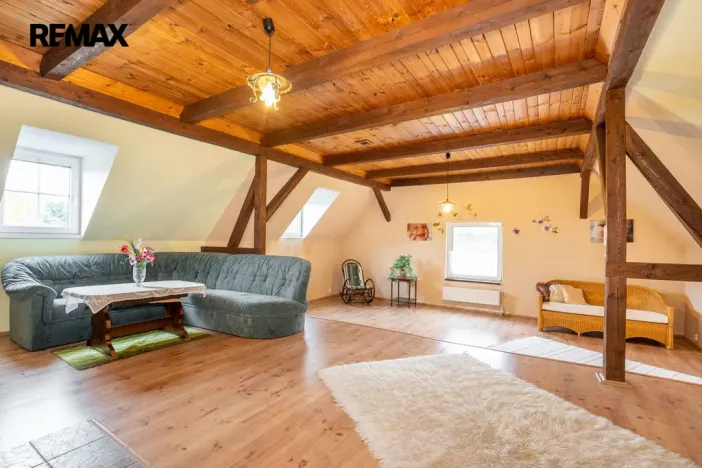 Prodej rodinného domu, Šindelová - Obora, 237 m2