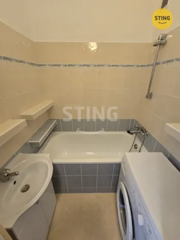Pronájem bytu 2+1, Třinec, Slezská, 54 m2