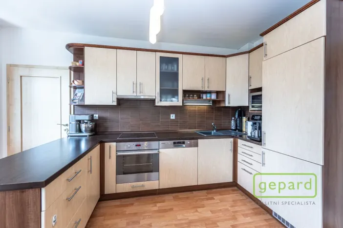 Pronájem bytu 3+kk, Praha, Nehvizdská, 69 m2