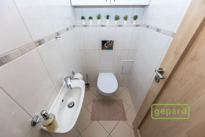 Pronájem bytu 3+kk, Praha, Nehvizdská, 69 m2
