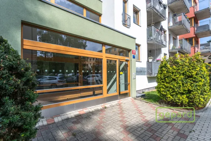 Pronájem bytu 3+kk, Praha, Nehvizdská, 69 m2