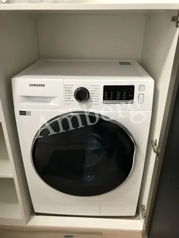 Pronájem bytu 1+kk, Praha - Karlín, Sokolovská, 28 m2