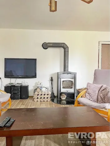 Prodej rodinného domu, Rašovice - Netušil, 150 m2