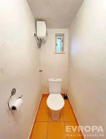 Prodej rodinného domu, Rašovice - Netušil, 150 m2