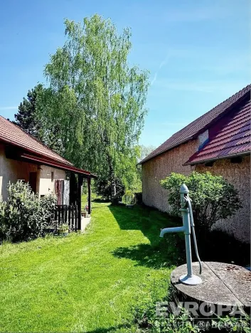 Prodej rodinného domu, Rašovice - Netušil, 150 m2
