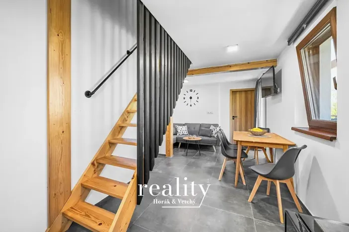 Prodej ubytování, Perná, 205 m2