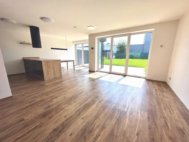 Pronájem rodinného domu, Hradec Králové, 166 m2