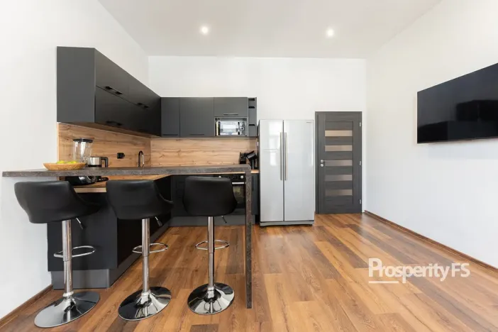 Prodej bytu 1+kk, Olomouc, Javoříčská, 72 m2