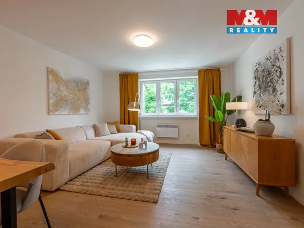 Prodej bytu 3+1, Benešov, Na Spořilově, 64 m2