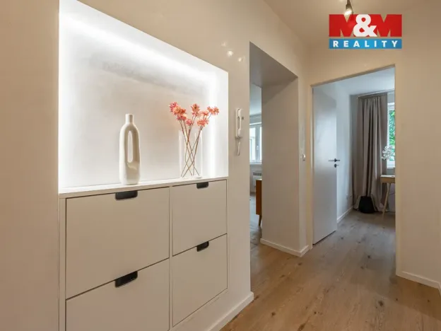 Prodej bytu 3+1, Benešov, Na Spořilově, 64 m2
