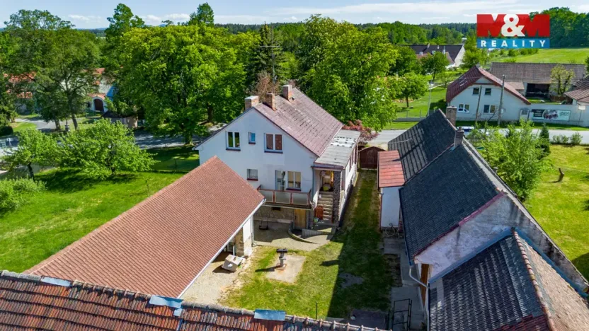 Prodej rodinného domu, Borovany - Dvorec, 220 m2