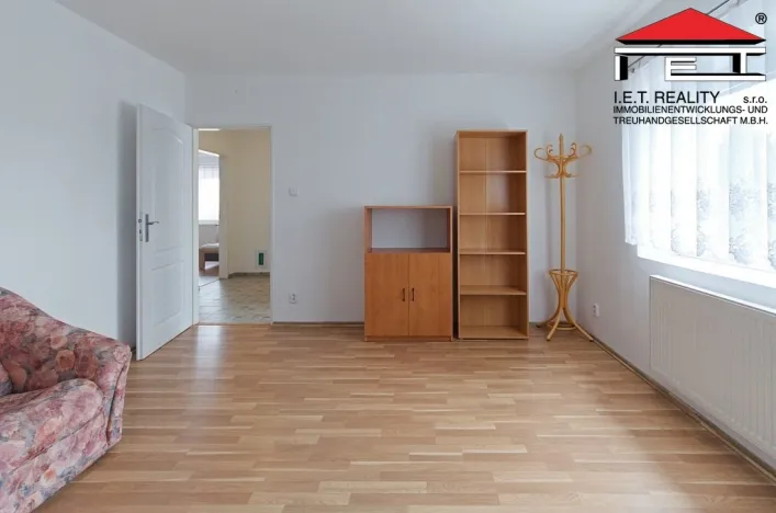 Pronájem bytu 2+1, Praha - Kbely, Svijanská, 54 m2