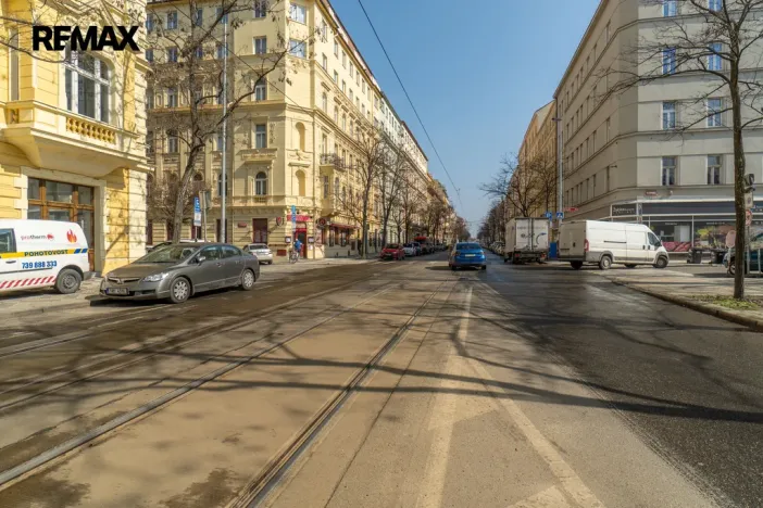 Pronájem bytu 2+kk, Praha - Vinohrady, Korunní, 65 m2