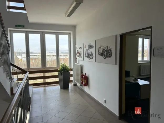 Pronájem kanceláře, České Budějovice - České Budějovice 4, Okružní, 126 m2