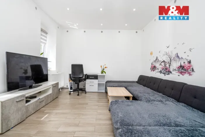 Prodej rodinného domu, Mařenice, 1190 m2
