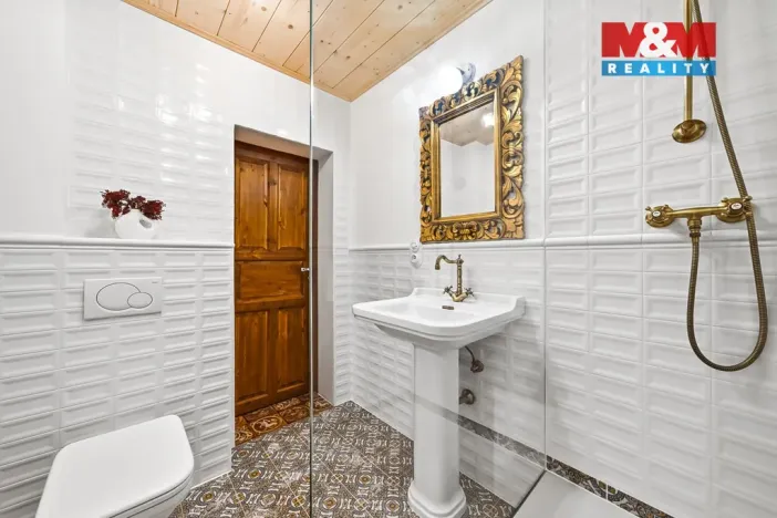 Prodej rodinného domu, Červená Voda - Mlýnický Dvůr, 223 m2