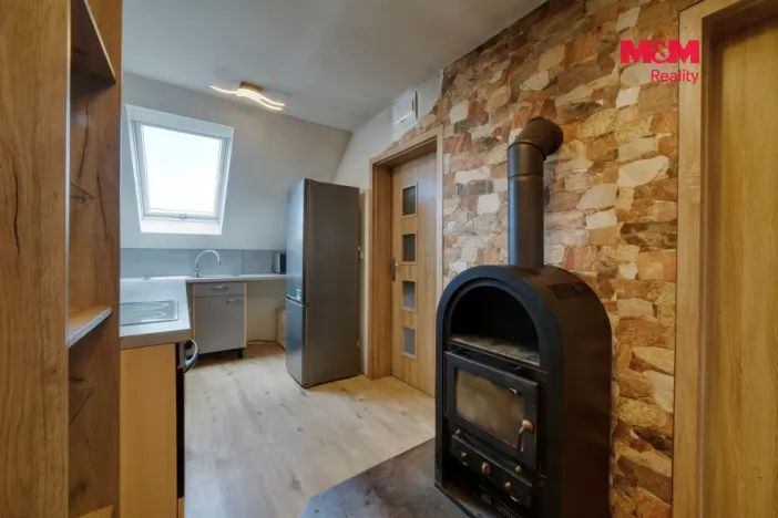Prodej rodinného domu, Skalná, Slepá, 175 m2