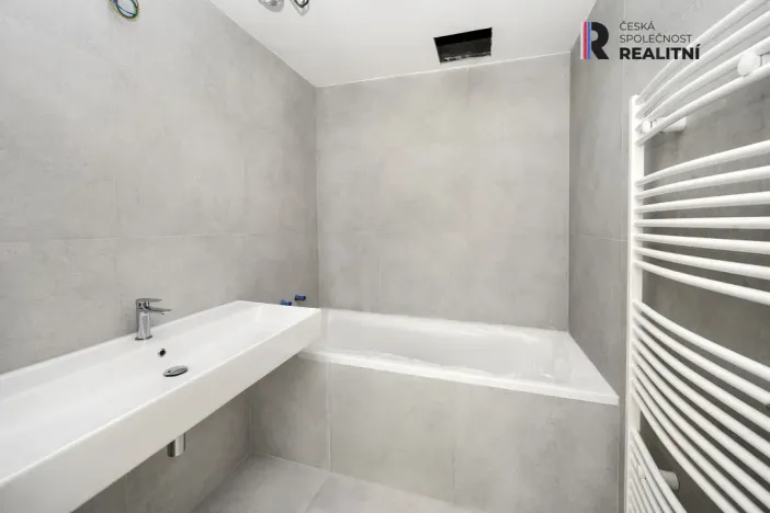 Prodej bytu 1+kk, Březnice, 48 m2