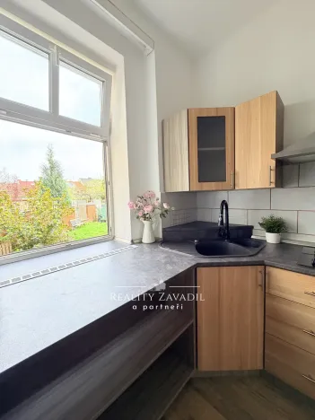 Prodej bytu 2+1, Pardubice, Teplého, 64 m2
