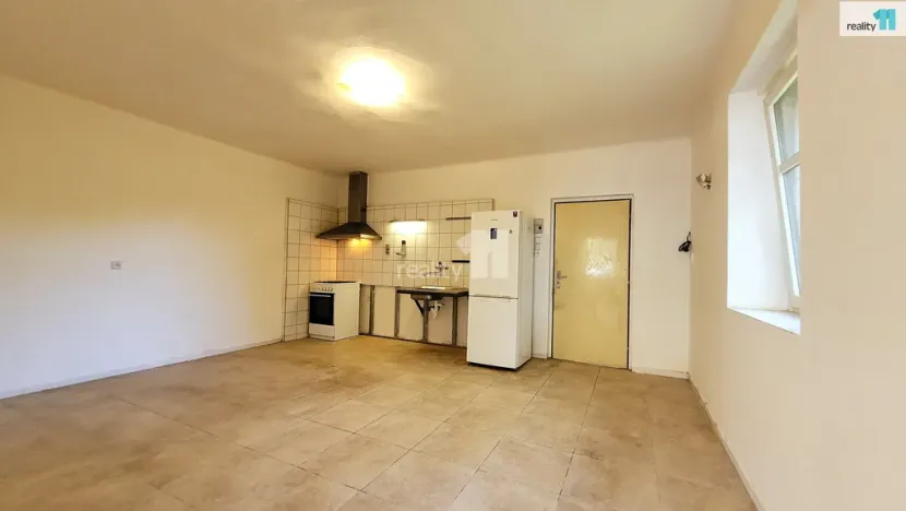 Prodej rodinného domu, Pečky - Velké Chvalovice, Pečecká, 75 m2