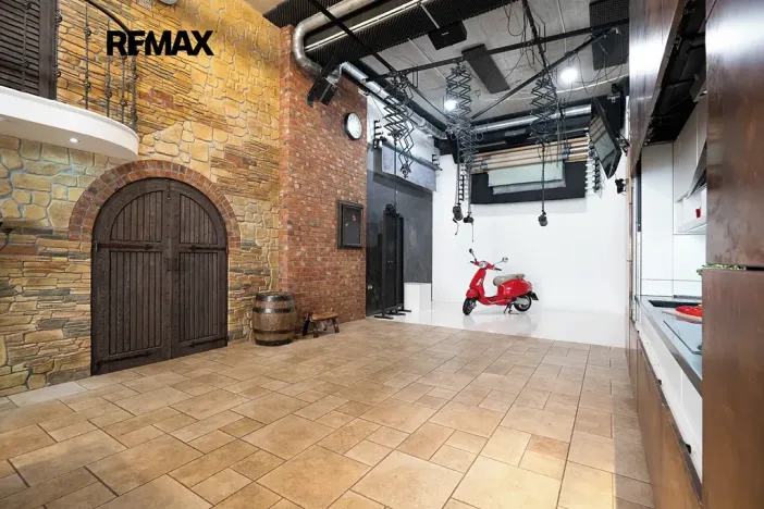 Prodej bytu 6+kk a větší, Praha - Troja, Vřesová, 240 m2