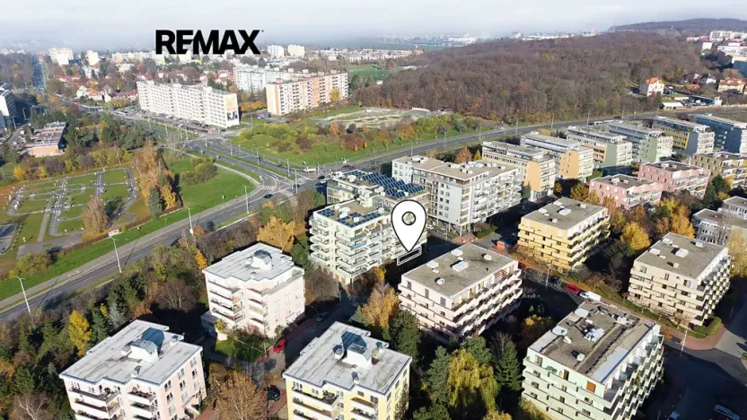Prodej obchodního prostoru, Praha - Troja, Vřesová, 240 m2