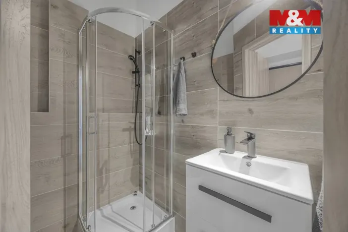 Pronájem bytu 1+1, Trutnov - Poříčí, Voletinská, 48 m2