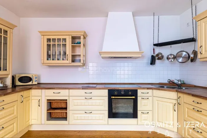 Prodej atypického bytu, Praha - Smíchov, Pavla Švandy ze Semčic, 168 m2