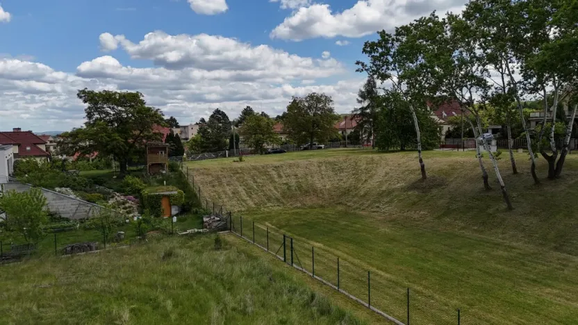 Prodej pozemku pro bydlení, Roudnice nad Labem, Bezejmenná, 2447 m2