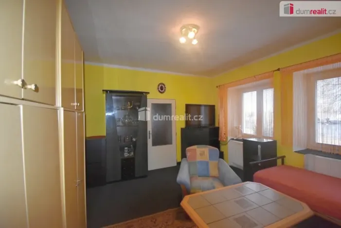 Pronájem komerční nemovitosti, Chbany - Vikletice, 3800 m2