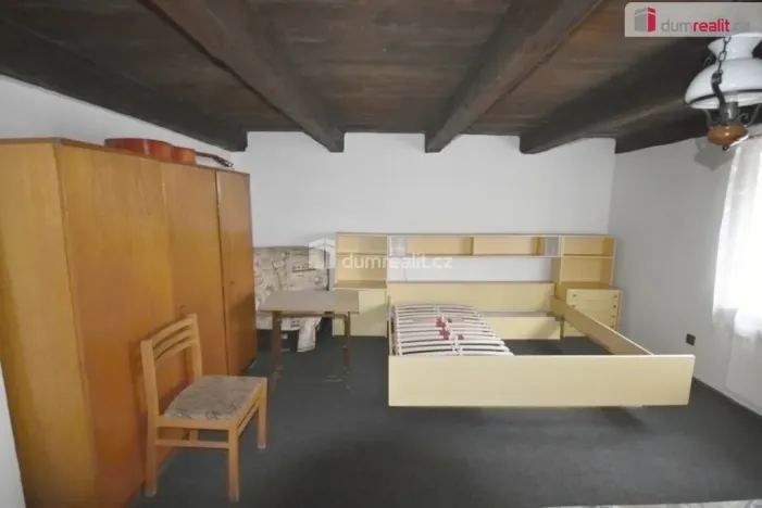 Pronájem komerční nemovitosti, Chbany - Vikletice, 3800 m2