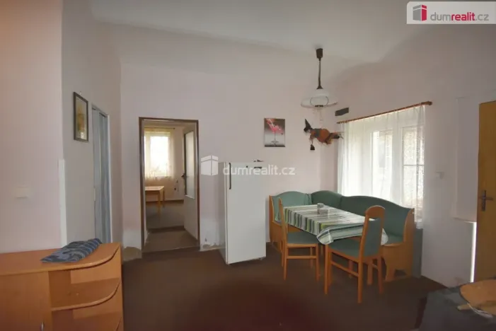 Pronájem komerční nemovitosti, Chbany - Vikletice, 3800 m2