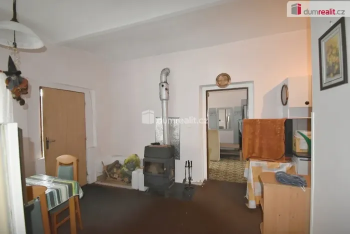 Pronájem komerční nemovitosti, Chbany - Vikletice, 3800 m2