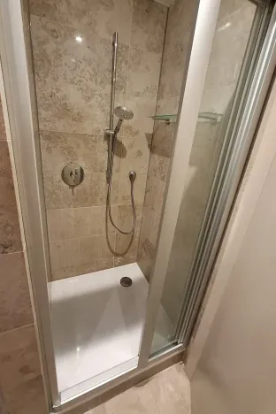 Pronájem bytu 2+kk, Praha - Hrdlořezy, Mezilehlá, 81 m2