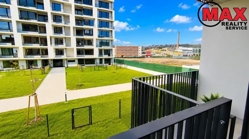Pronájem bytu 2+kk, Praha - Vysočany, Smržových, 56 m2