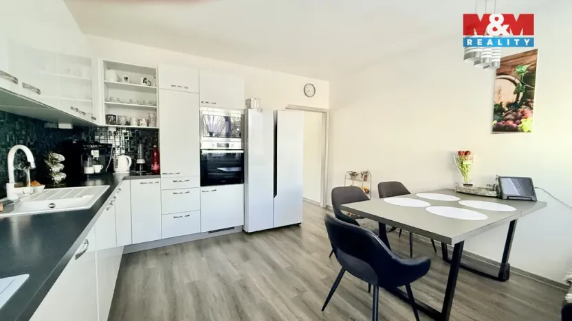 Prodej rodinného domu, Dolní Bojanovice, Zvolence, 380 m2