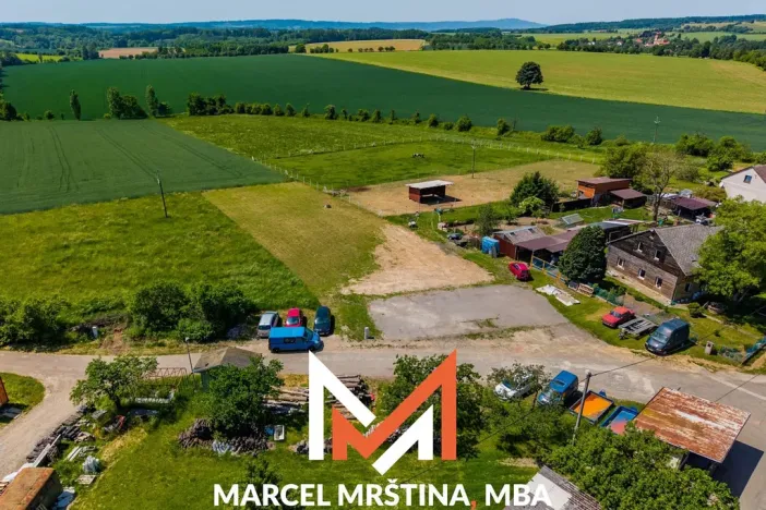 Prodej pozemku, Chvalkovice - Miskolezy, 1771 m2