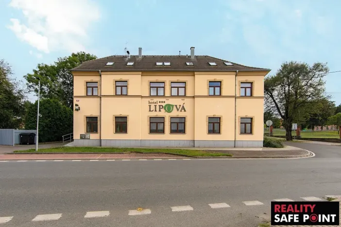 Prodej ubytování, Dobřany, Lipová, 820 m2