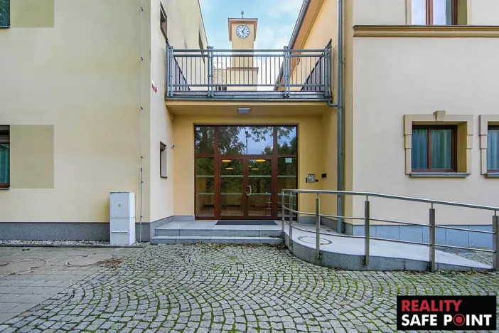 Prodej ubytování, Dobřany, Lipová, 820 m2