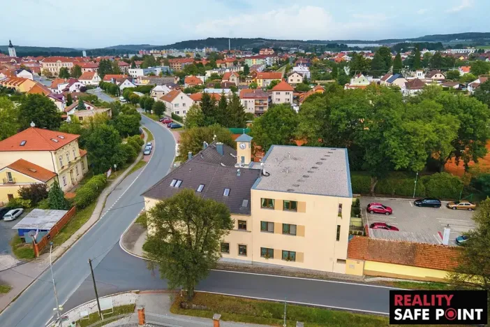 Prodej ubytování, Dobřany, Lipová, 820 m2