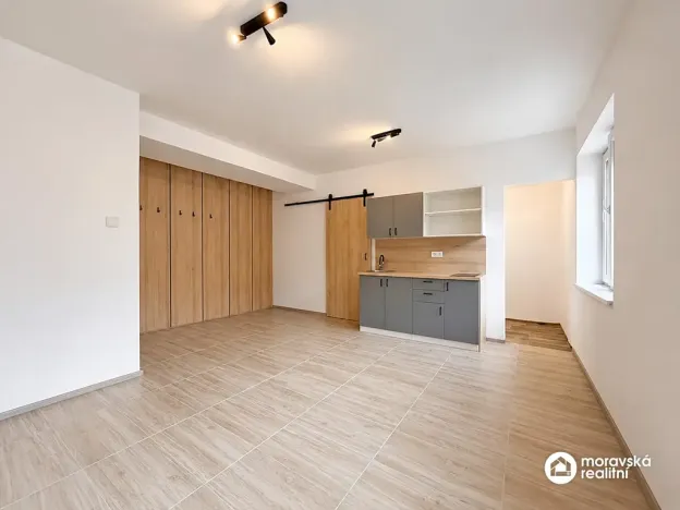 Prodej bytu 1+kk, Brno, Viniční, 27 m2