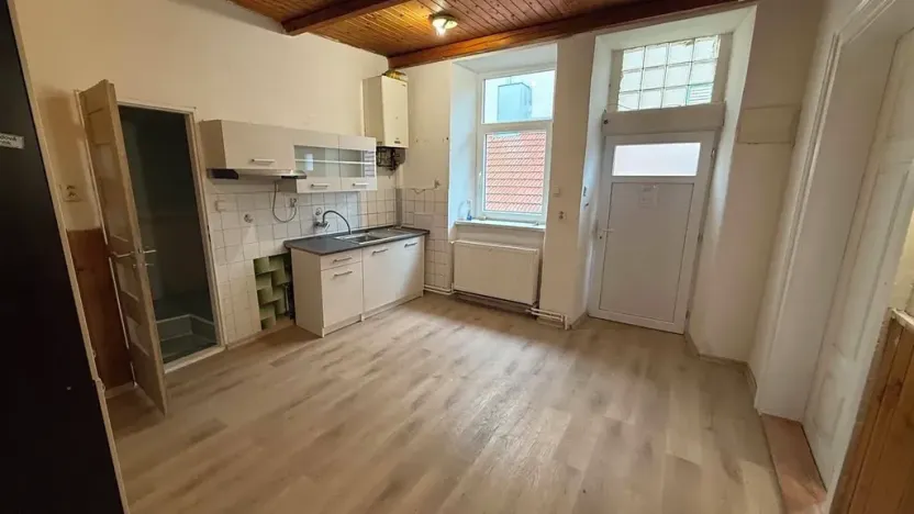 Pronájem bytu 2+1, Brno, Lidická, 100 m2