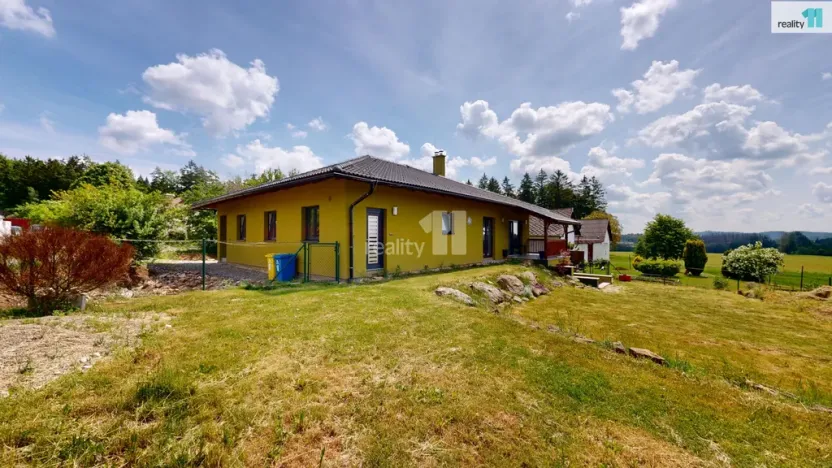 Prodej rodinného domu, Komorovice, 230 m2