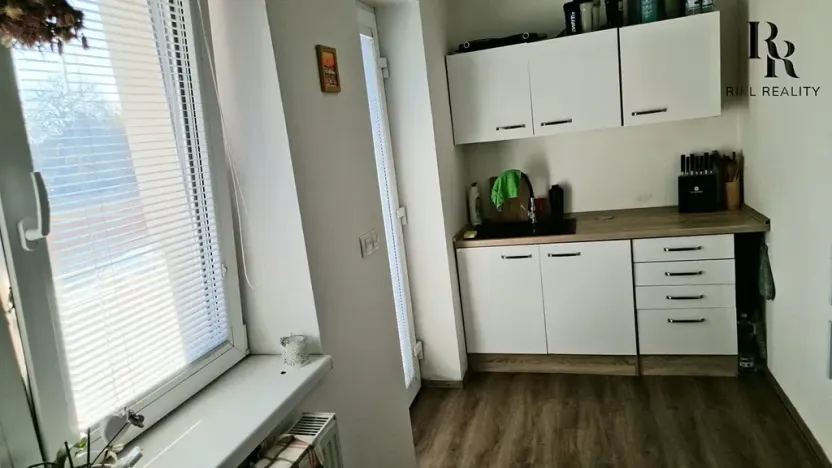 Prodej bytu 1+1, Olomouc, Erenburgova, 40 m2