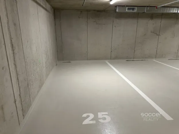 Pronájem garážového stání, Praha - Černý Most, Arnošta Valenty, 14 m2